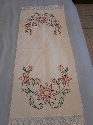 Handmade table runner with lace 120x50