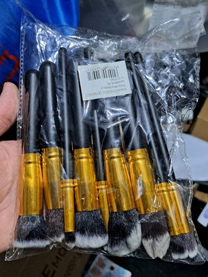 Makeup brush set of 9 new sealed