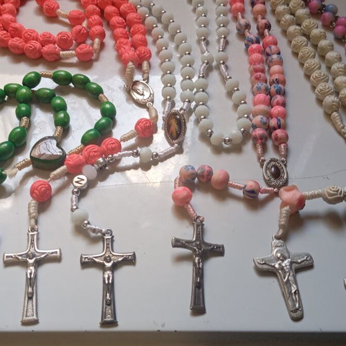 Rosary prayer collection of 6 old beautiful beads like new