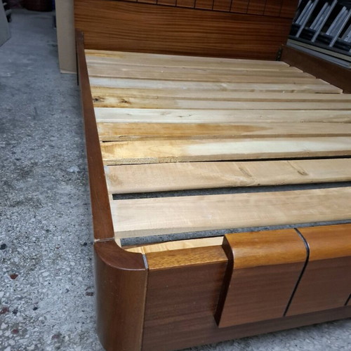 Double bed used 150x225 with mattress 140x195