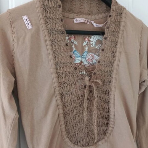 Real Y2k longsleeve shirt with embroidered peacocks and crochet details
