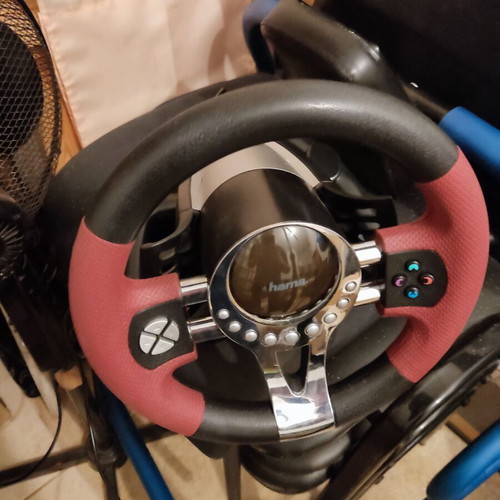 Hama Thunder V5 Racing Wheel for PS3 and PC