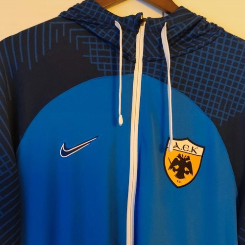 Aek Nike jacket blouse like new