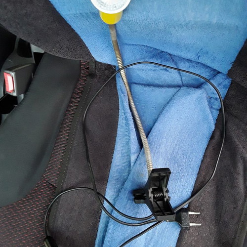 Lamp with flexible arm