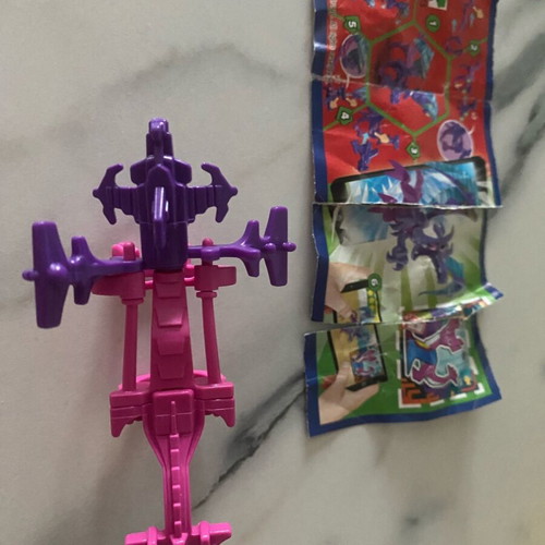 Kinder dragon finger toy new