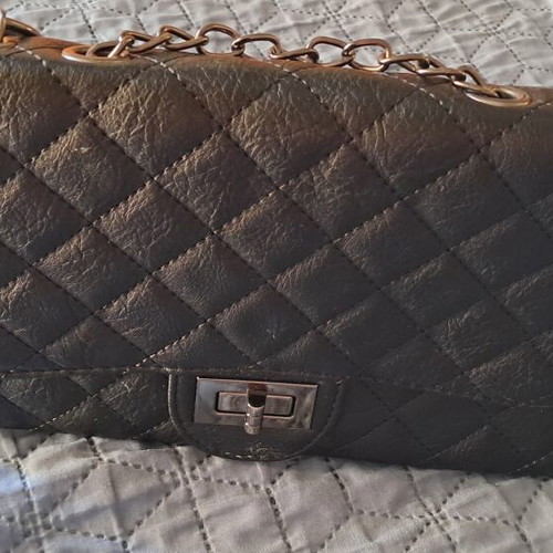 Quilted black crossbody bag like new with chain