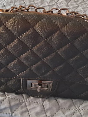 Quilted black crossbody bag like new with chain