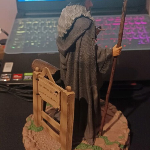 Gandalf LOTR figure 3D printed resin hand-painted like new