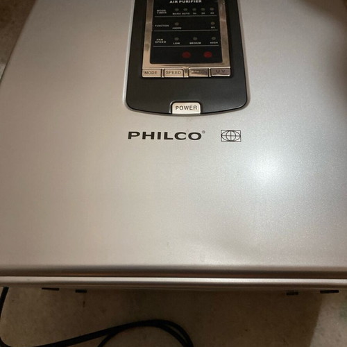 Philco air purifier used, functional, ionizer