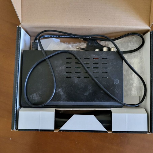 F&U DTR2317HDPVRU digital TV decoder like new, HD receiver with PVR