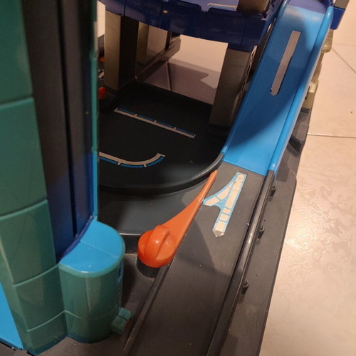 Early Learning Centre (ELC) children's toy car garage