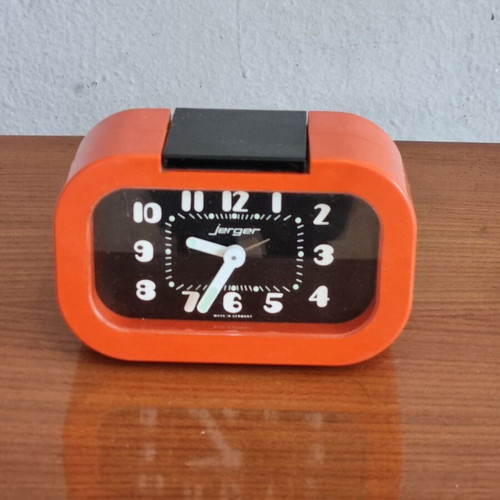 Jerger bright orange 70s alarm clock used, analog tabletop