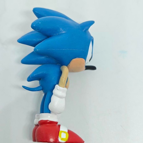 Sonic the Hedgehog collectible vintage figure like new