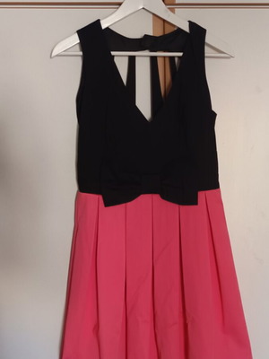 Desiree cocktail dress like new, black and pink, size M