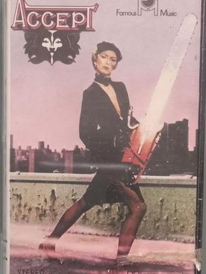 Accept cassette tape used, metal