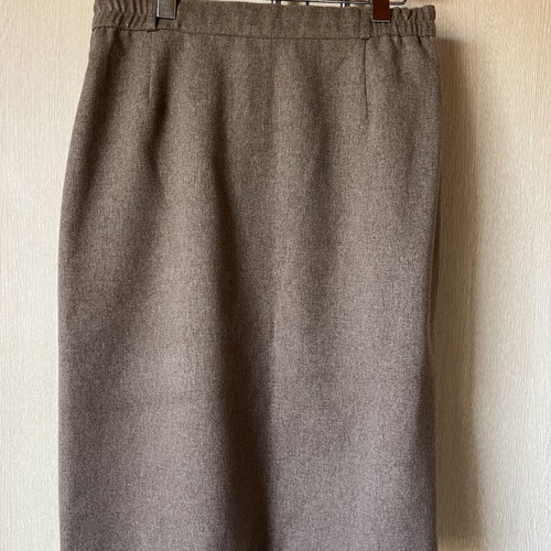 Skirt knee-length gray size EU 42 like new
