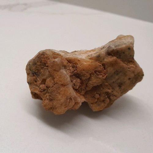Decorative crystal with 2 birds like new