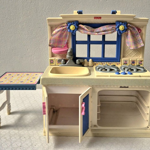 Fisher Price kids kitchen used missing oven door