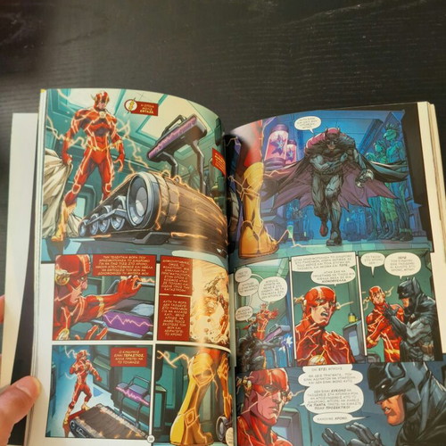 Batman / The Flash: The Button comic book