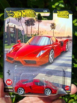 Hot Wheels Premium Boulevard #156 Enzo Ferrari μεταλλικό αυτοκίνητο σε κόκκινο