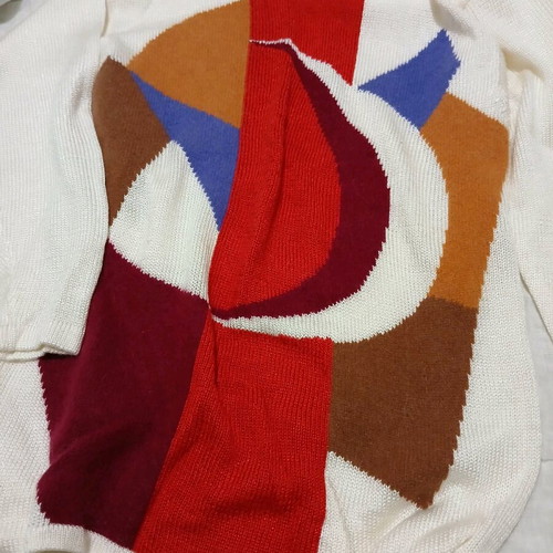 Vintage long ecru sweater with pattern new