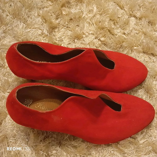 Castor ankle boots like new, red, size 39