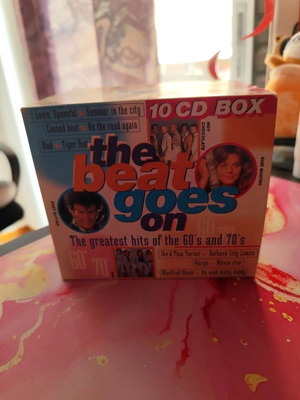 The Beat Goes On CD box set used