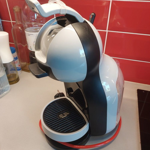 Dolce Gusto Krups coffee machine for capsules