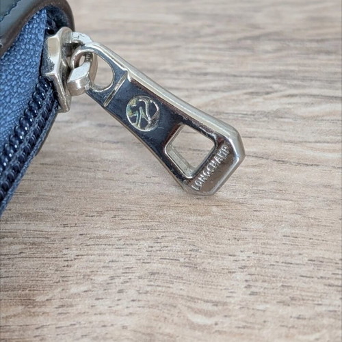 Longchamp leather wallet used, olive green