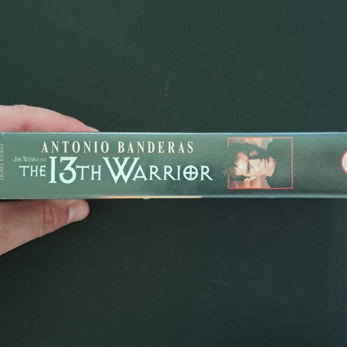 13th Warrior VHS like new, English audio, historical thriller