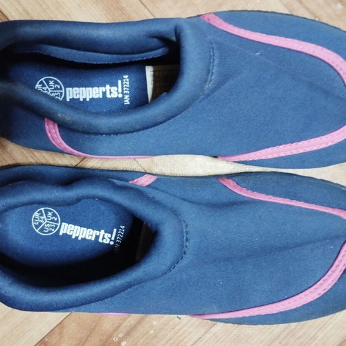Children's beach shoes new price!