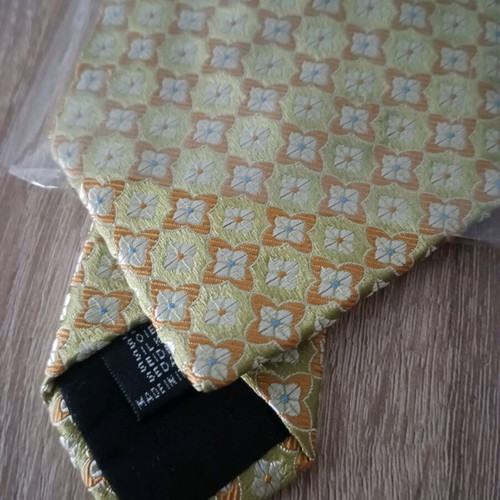 Guy Laroche Men's Tie New Patterned 100% Silk