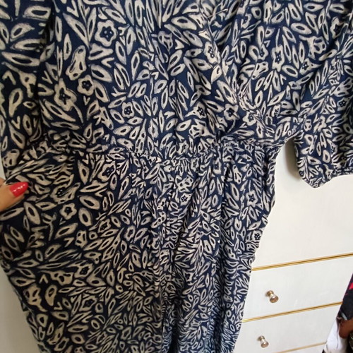 Hollister jumpsuit like new, 100% viscose, white and blue, XXL