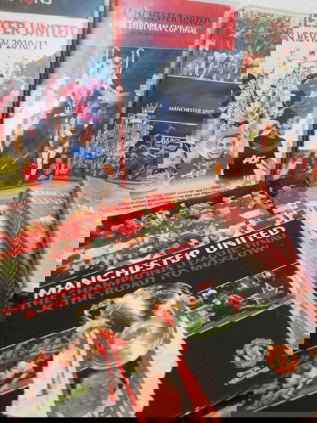 Λοτ 8 DVD, ιστορια Manchester United, official merchandise