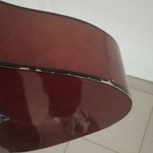 Classical guitar 3/4 used with footrest and minor wear