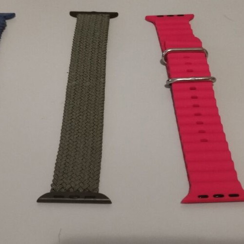 Apple Watch Series 6 44 mm straps like new
