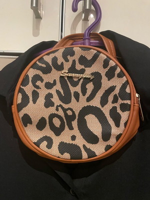Round crossbody bag new, black and brown