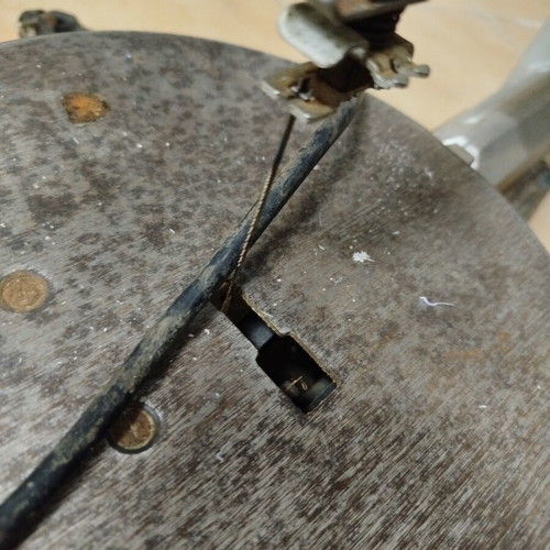 Dremel scroll saw with 10 new original blades