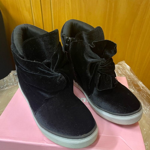 Pink Woman velvet ankle boots size 39 like new