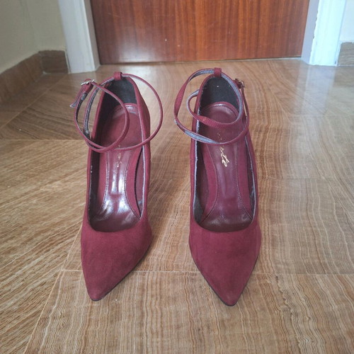 Sante high-heeled burgundy velvet pumps like new, size 39
