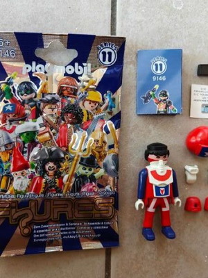 Playmobil 9146 Series 11 Space Pilot new, 2016
