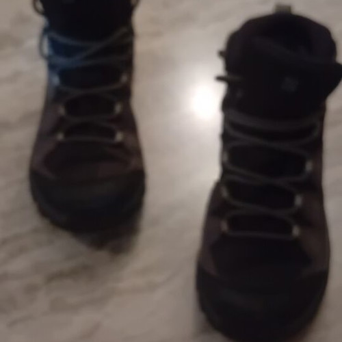Salomon hiking boots size 38, almost new, waterproof, gray and black