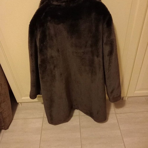Reversible coat with eco fur like new, beige and brown, size M