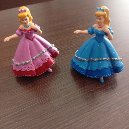 Princess figures used, set of two