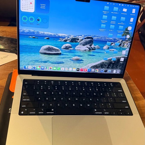 MacBook Pro 14” M1 Pro 16/512GB like new with new battery