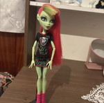 Venus doll like new