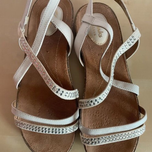 Clarks leather sandals size 39 wide fit with strass, like new
