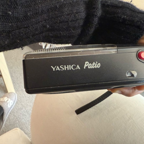 Yashica Patio 35mm camera used, flash does not work