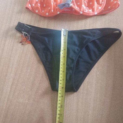Women's bikini swimsuit used, size medium, multicolored