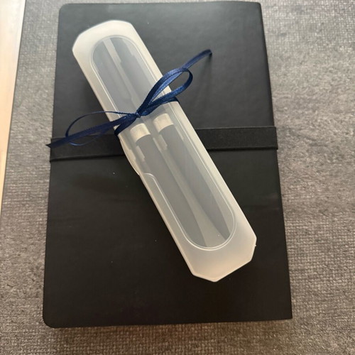 Notebook and two luxury pens set new